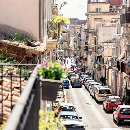 Montevergine Domus Guest house Catania