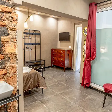 Montevergine Domus Guest house *