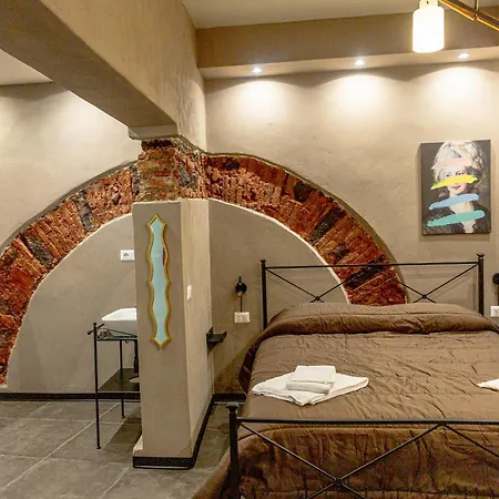 Montevergine Domus Guest house *