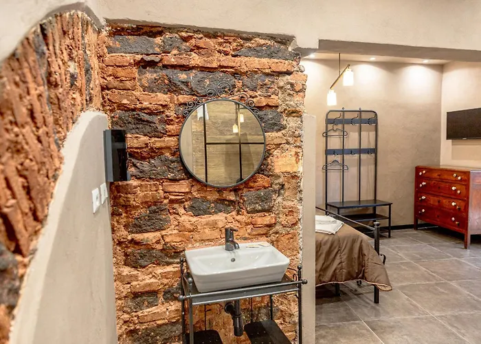 Гостевой дом Montevergine Domus